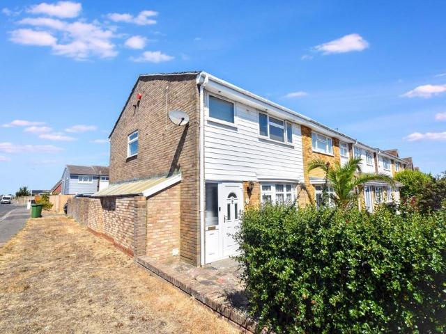 House for sale in Sovereign Harbour, Eastbourne
