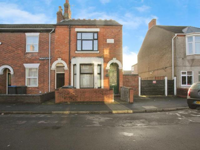 House for sale in New Bilton