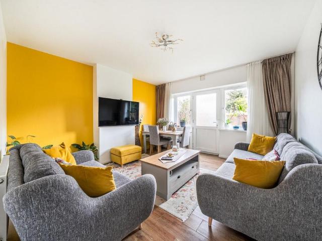 House for sale in London Borough of Lewisham, Greater London