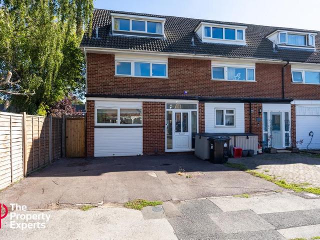 House for sale in Woodley, Wokingham
