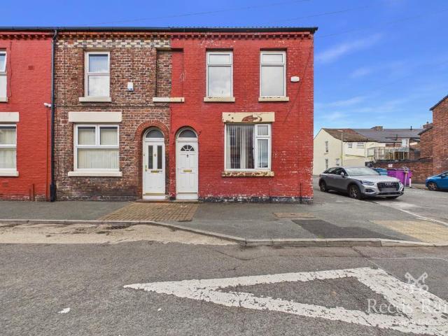 House for sale in Calderstones