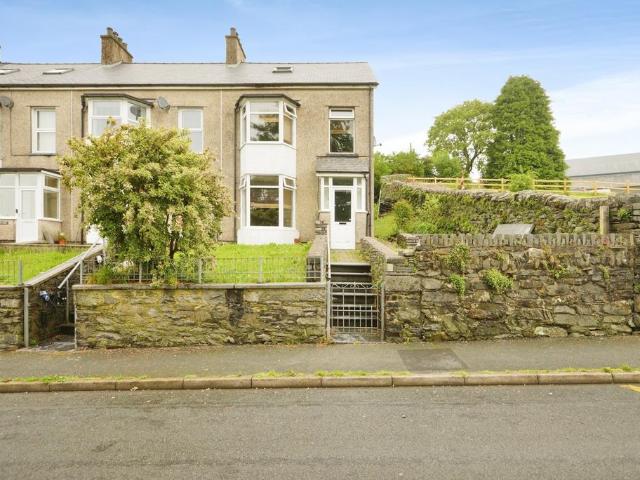 House for sale in Maen-offeren, Blaenau Ffestiniog