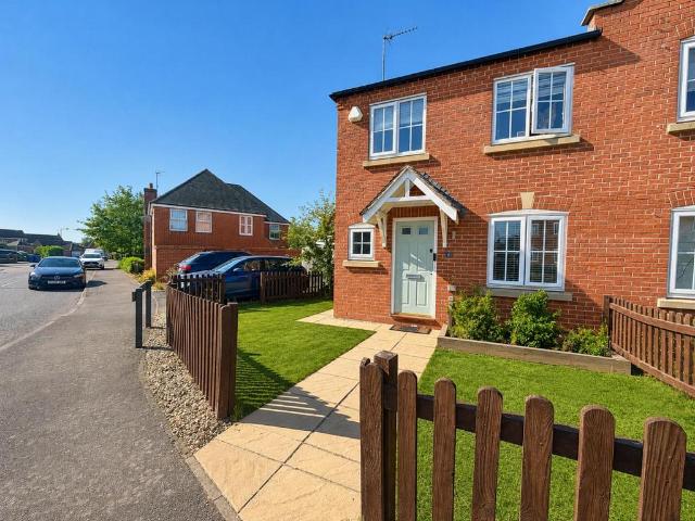 House for sale in Grange Park, Northamptonshire