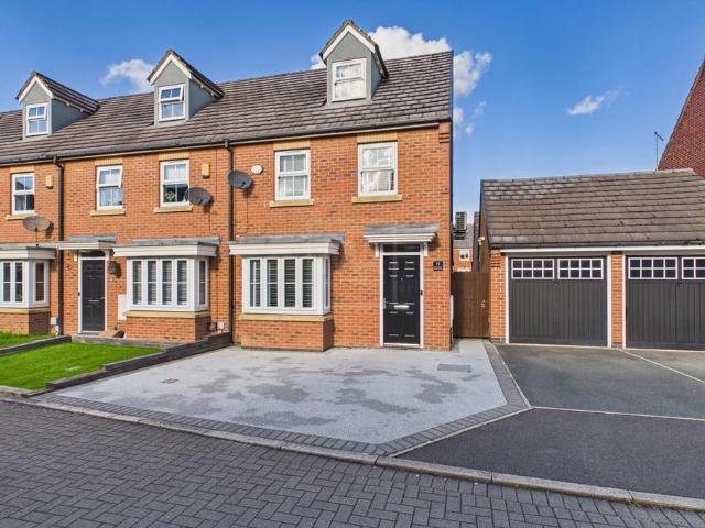 House for sale in Chapelford