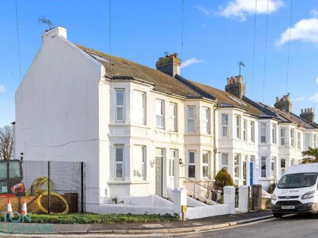 House for sale in Kingston Buci, Fishersgate