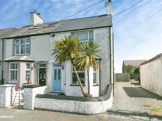 House for sale in Llanfaelog, Wales