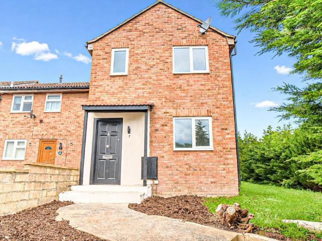 House for sale in Swindon