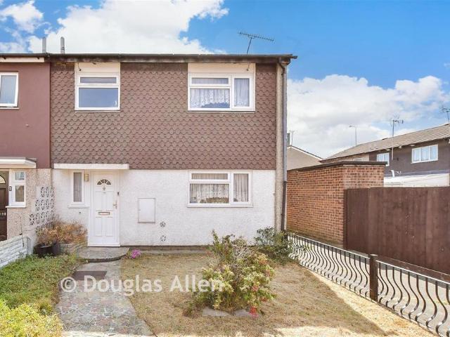 House for sale in Bowers Gifford, Essex