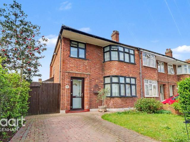 House for sale in London Borough of Barking and Dagenham, Greater London