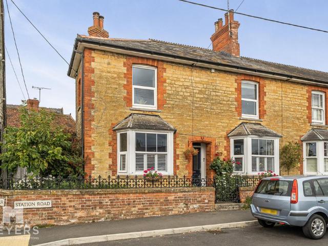 House for sale in Milborne Port, Sherborne