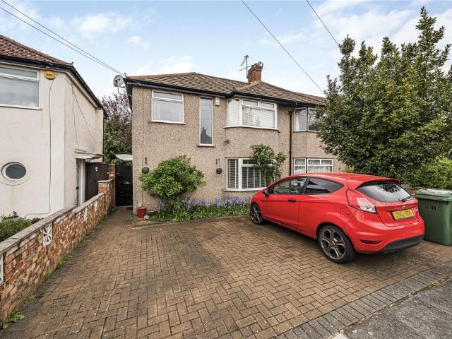 House for sale in Whitton, Greater London