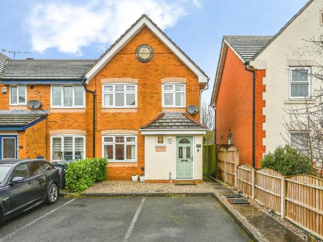 House for sale in Pennylands, Roby Mill