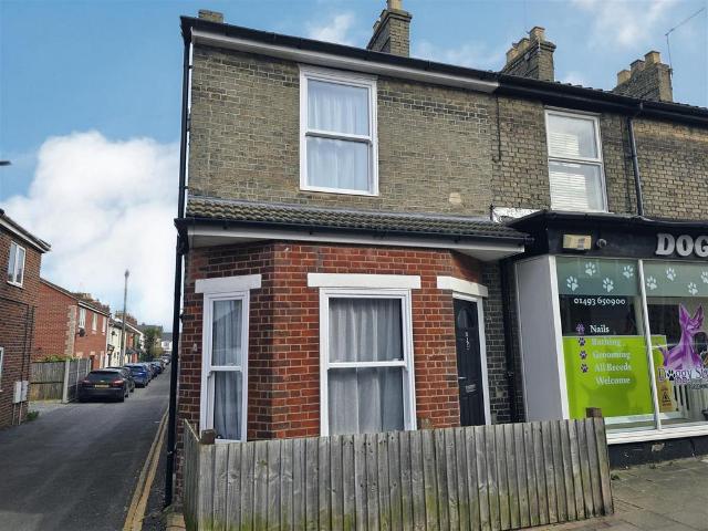 House for sale in Stokesby, Norfolk