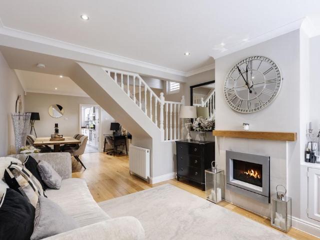 House for sale in Navestock Side, Essex