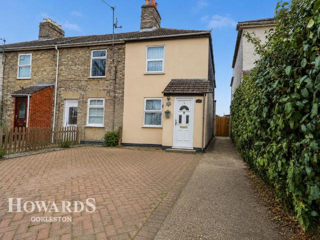 House for sale in Stokesby, Norfolk