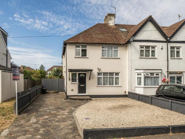 House for sale in Greater London
