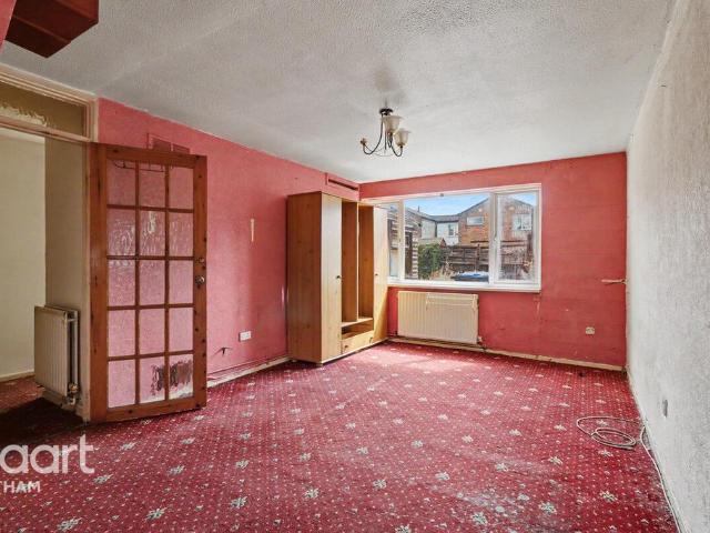 House for sale in Chipping Hill, Essex