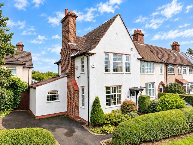 House for sale in Calderstones