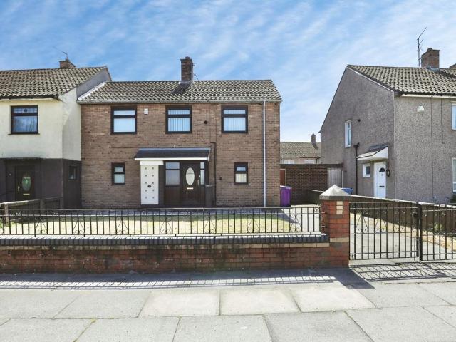 House for sale in Calderstones