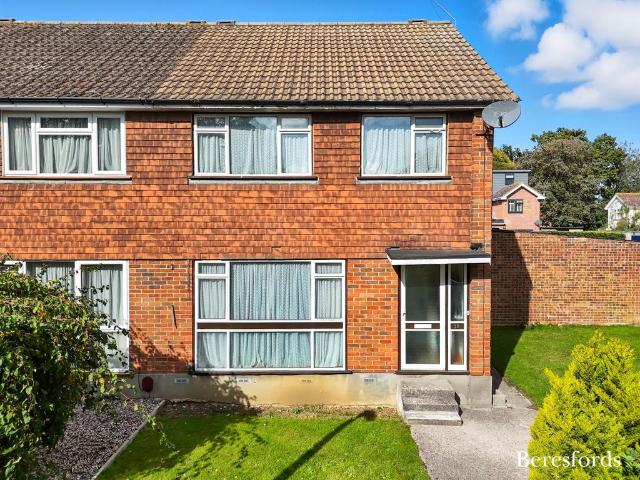 House for sale in Hutton, Navestock Side