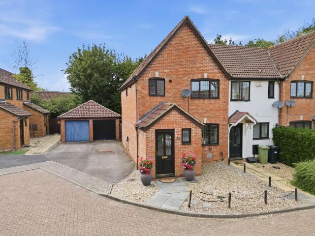 House for sale in Shenley Brook End, Milton Keynes