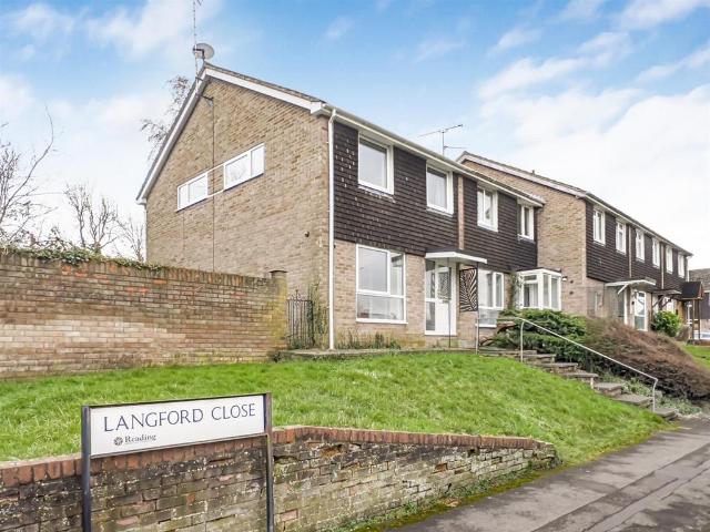 House for sale in Reading