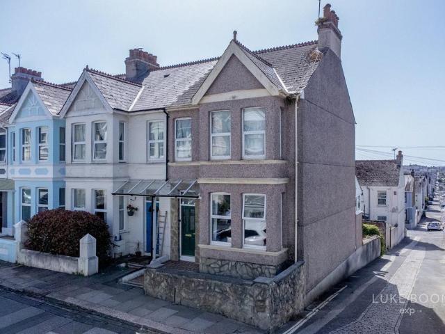 House for sale in Mount Wise