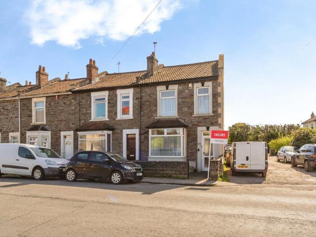 House for sale in Feckenham, City Of Bristol