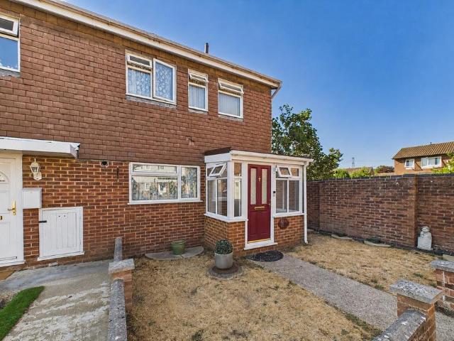 House for sale in Little Sandhurst