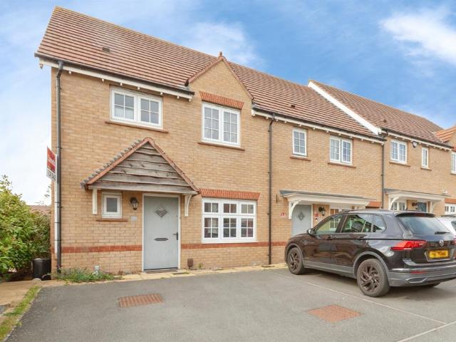 House for sale in Nether Hall, Leicester
