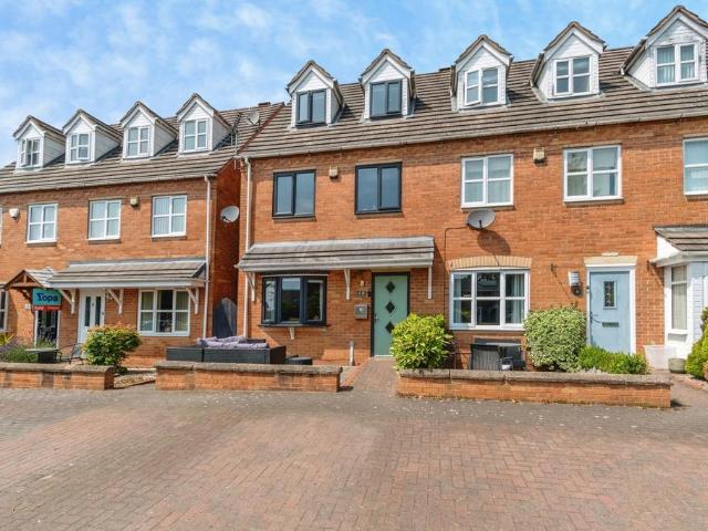 House for sale in Willenhall, West Midlands
