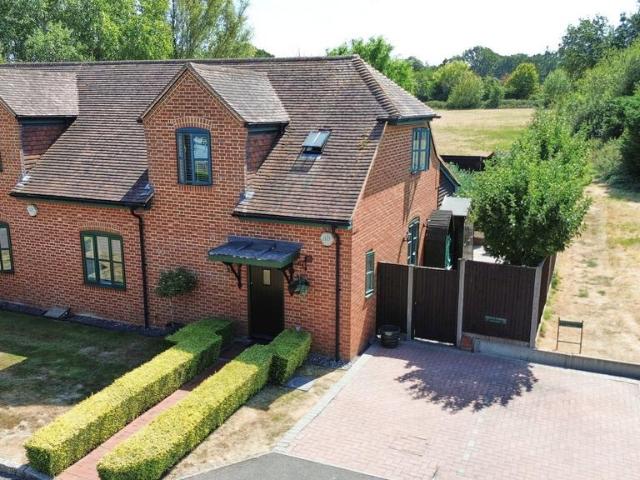 House for sale in Winnersh