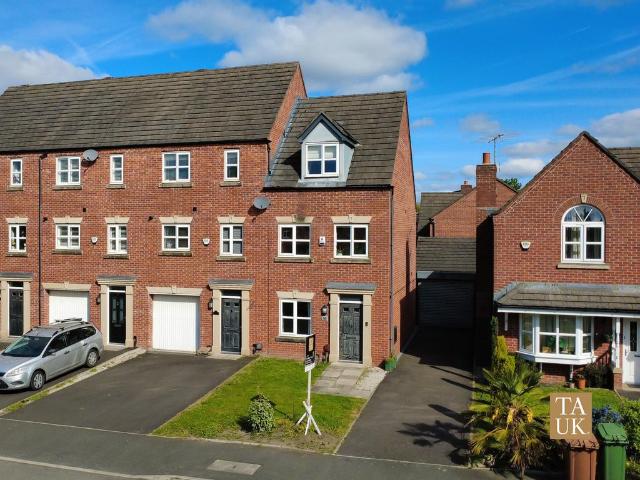 House for sale in Greenheys, Greater Manchester