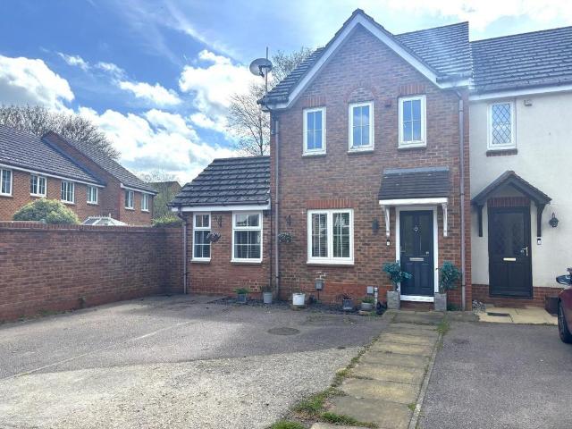 House for sale in Great Ashby, King's Walden