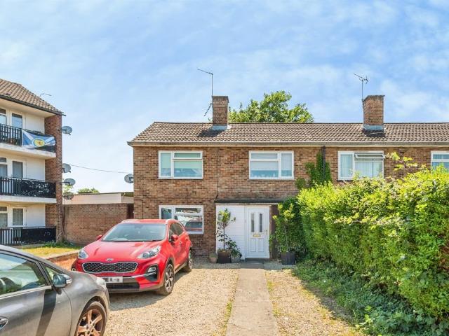 House for sale in The Slade, Oxfordshire