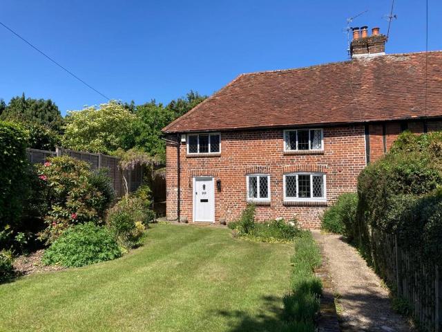 House for sale in Hogpits Bottom, Pouchen End
