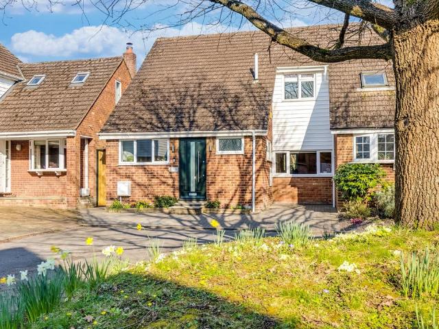 House for sale in Aston, Colliers End