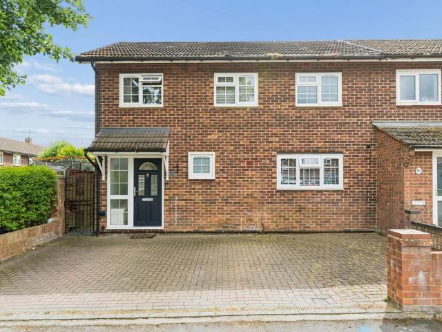 House for sale in Roebuck, Shephall