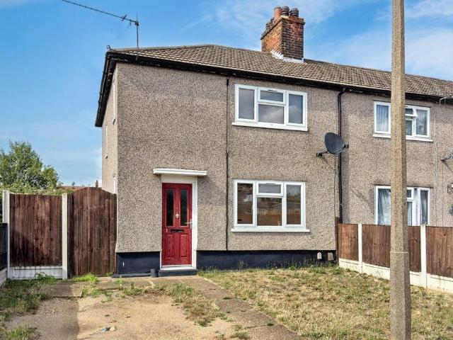 House for sale in Chadwell St Mary, Essex