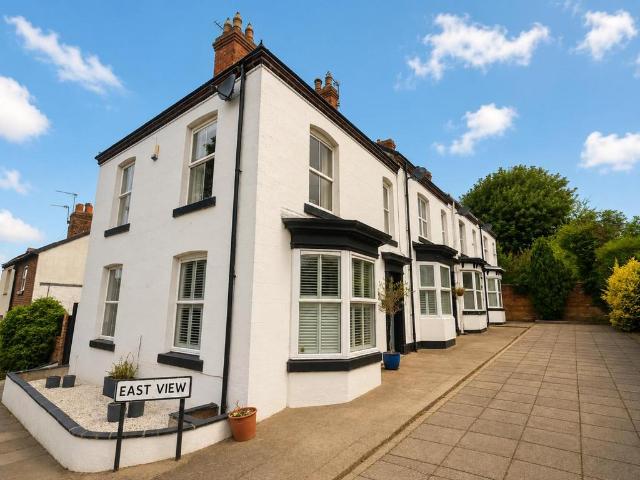 House for sale in Middleton St George, Darlington