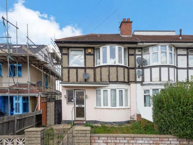 House for sale in London Borough of Harrow, Greater London
