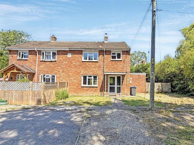 House for sale in Bishops Cannings, Wiltshire