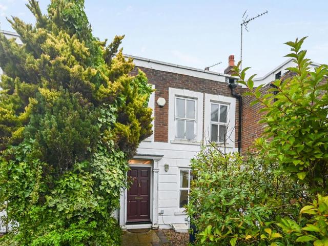 House for sale in High Barnet, Isle Of Man