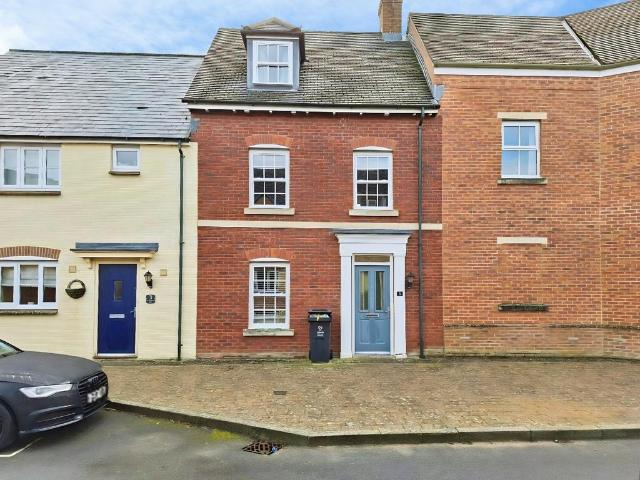 House for sale in East Wichel, Rodbourne