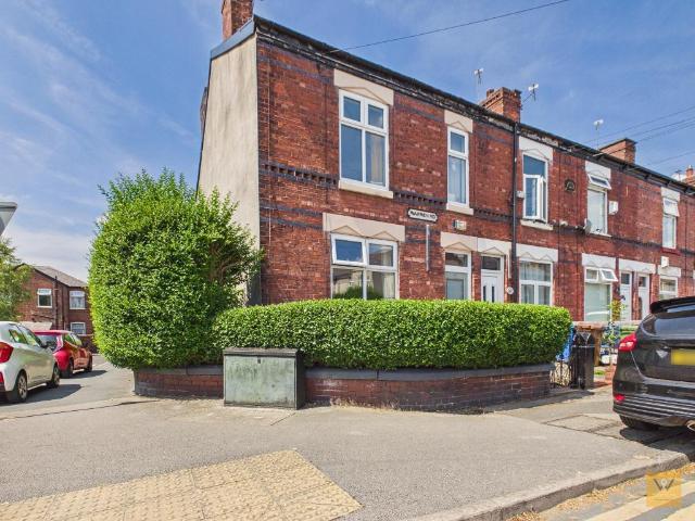 House for sale in Cheadle Hulme, Greater Manchester