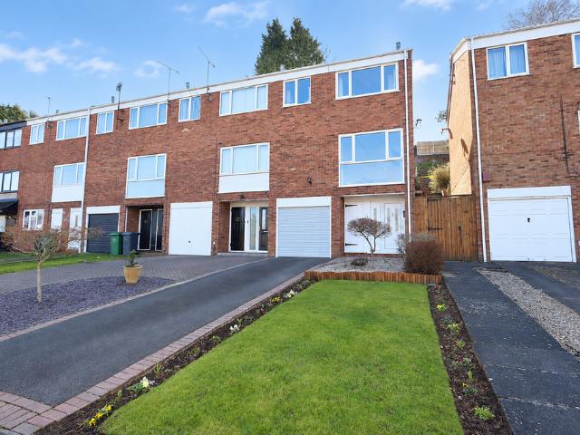 House for sale in Larkhill, Wyre Forest