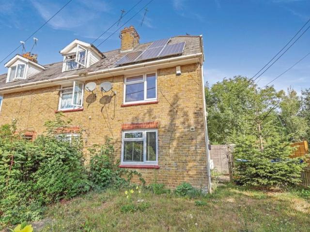 House for sale in Oad Street, Kent