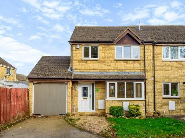 House for sale in Deer Park, Black Bourton