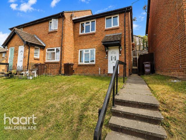 House for sale in Wayfield, Chatham