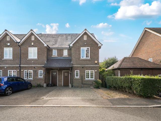 House for sale in Netherne-on-the-Hill, Reigate and Banstead